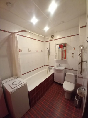 Продам трехкомнатную (3-комн.) квартиру, Звёздный б-р, 14, Москва г