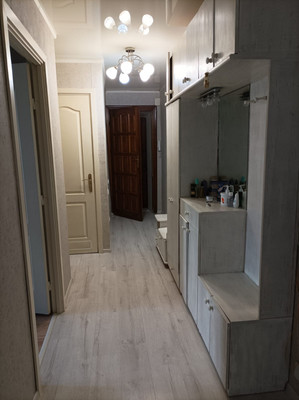 Продам трехкомнатную (3-комн.) квартиру, Адмирала Трибуца наб, 41, Калининград г