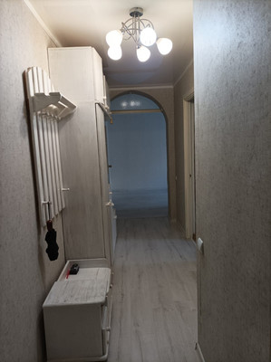 Продам трехкомнатную (3-комн.) квартиру, Адмирала Трибуца наб, 41, Калининград г