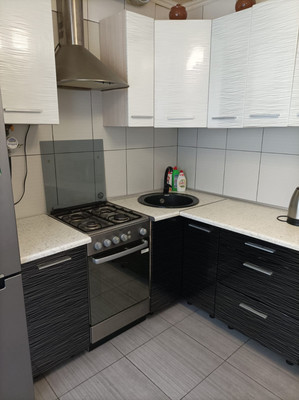 Продам трехкомнатную (3-комн.) квартиру, Адмирала Трибуца наб, 41, Калининград г