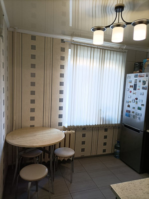 Продам трехкомнатную (3-комн.) квартиру, Адмирала Трибуца наб, 41, Калининград г