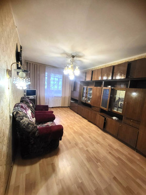 Продам двухкомнатную (2-комн.) квартиру, Москворецкая ул, 38, Новое с