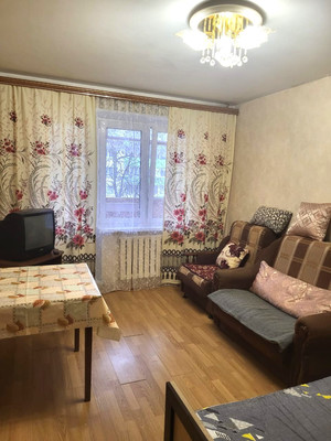 Продам двухкомнатную (2-комн.) квартиру, Москворецкая ул, 38, Новое с