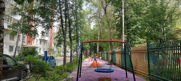 Продам многокомнатную квартиру, Ореховый б-р, 5, Москва г