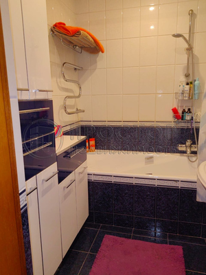 Продам многокомнатную квартиру, Скобелевская ул, 1к3, Москва г