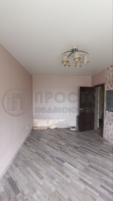 Продам трехкомнатную (3-комн.) квартиру, Солнечный б-р, 2, Лопатино рп