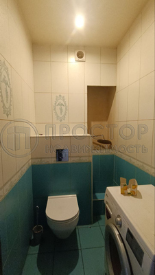 Продам трехкомнатную (3-комн.) квартиру, Солнечный б-р, 2, Лопатино рп
