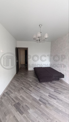Продам трехкомнатную (3-комн.) квартиру, Солнечный б-р, 2, Лопатино рп