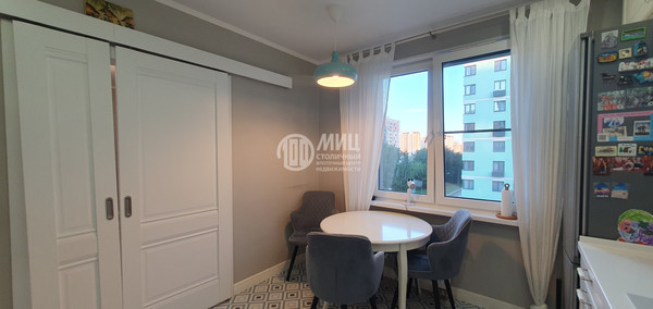 Продам двухкомнатную (2-комн.) квартиру, Производственная ул, 12к1, Москва г