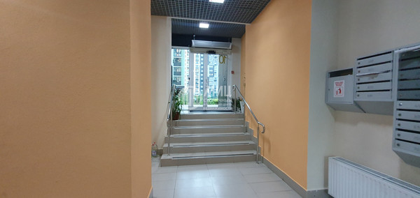 Продам двухкомнатную (2-комн.) квартиру, Производственная ул, 12к1, Москва г
