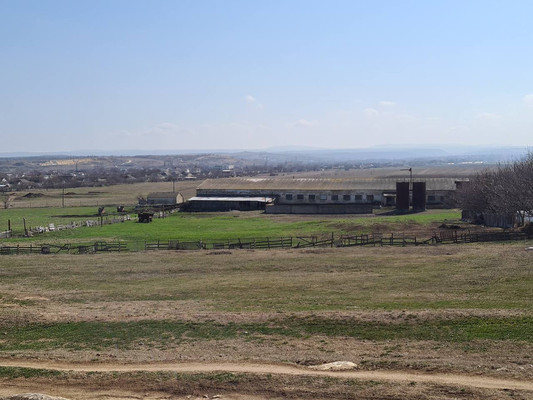 Продам коммерческое помещение 1 743,82 м2, Комарова ул, 131, Литвиненково с