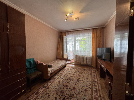 Продам многокомнатную квартиру, Героев Сталинграда ул, 17а, Симферополь г