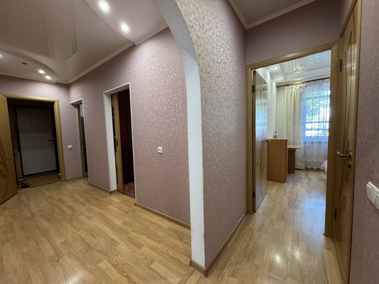 Продам многокомнатную квартиру, Героев Сталинграда ул, 17а, Симферополь г