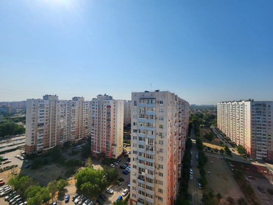 Продам однокомнатную (1-комн.) квартиру, им. Александра Покрышкина ул, 2/2, Краснодар г
