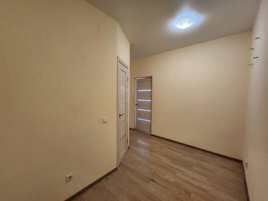 Продам однокомнатную (1-комн.) квартиру, им. Александра Покрышкина ул, 2/2, Краснодар г