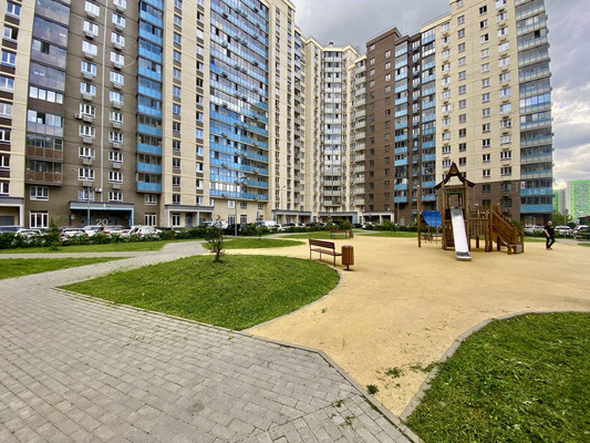 Продам двухкомнатную (2-комн.) квартиру, Камова (Зенино ЖК Самолёт мкр.) ул, 5к2, Люберцы г