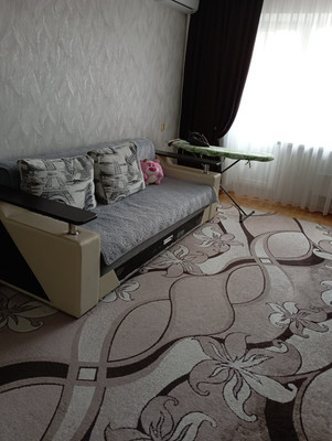 Продам двухкомнатную (2-комн.) квартиру, 12 Марта ул, 146к2, Майкоп г