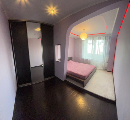 Продам трехкомнатную (3-комн.) квартиру, Сакко и Ванцетти ул, 26а, Королев г