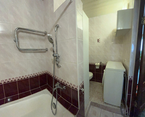 Продам трехкомнатную (3-комн.) квартиру, Сакко и Ванцетти ул, 26а, Королев г