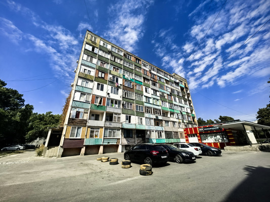 Продам однокомнатную (1-комн.) квартиру, Калмыкова ул, 231, Нальчик г