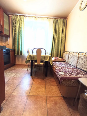 Продам двухкомнатную (2-комн.) квартиру, Корнеева (Центральный мкр.) ул, 40, Домодедово г