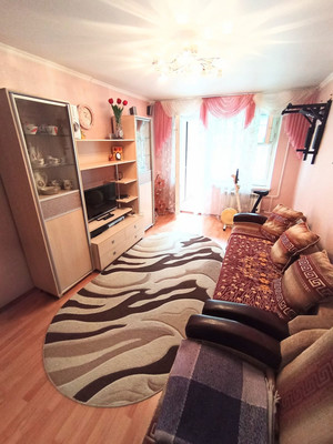 Продам двухкомнатную (2-комн.) квартиру, Корнеева (Центральный мкр.) ул, 40, Домодедово г