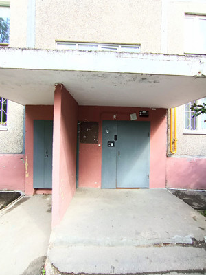 Продам двухкомнатную (2-комн.) квартиру, Корнеева (Центральный мкр.) ул, 40, Домодедово г