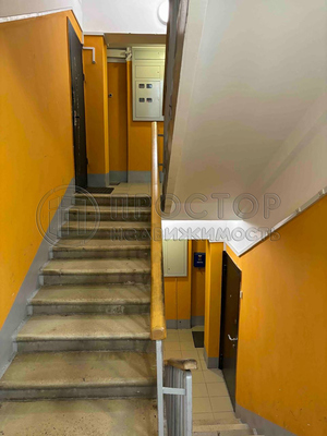Продам трехкомнатную (3-комн.) квартиру, Трофимова ул, 24к1, Москва г