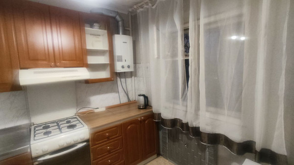 Продам двухкомнатную (2-комн.) квартиру, Молодежная ул, 15, Подольской машинно-испытательной станции п