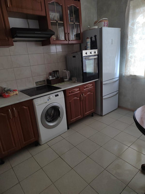 Продам двухкомнатную (2-комн.) квартиру, 3-е почтовое отделение ул, 70, Люберцы г