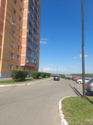 Продам двухкомнатную (2-комн.) квартиру, Топкинская ул, 74, Иркутск г
