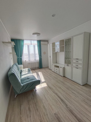 Продам однокомнатную (1-комн.) квартиру, Ленинградская ул, 81, Анапа г