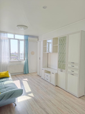 Продам однокомнатную (1-комн.) квартиру, Ленинградская ул, 81, Анапа г