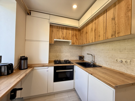 Продам трехкомнатную (3-комн.) квартиру, Белова ул, 16, Мирное с