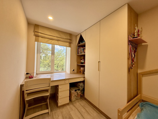 Продам трехкомнатную (3-комн.) квартиру, Белова ул, 16, Мирное с