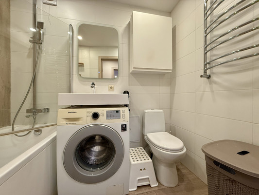 Продам трехкомнатную (3-комн.) квартиру, Белова ул, 16, Мирное с