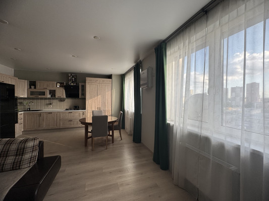 Продам трехкомнатную (3-комн.) квартиру, Кальная ул, 5, Рязань г