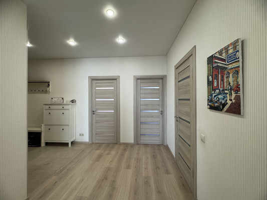 Продам трехкомнатную (3-комн.) квартиру, Кальная ул, 5, Рязань г