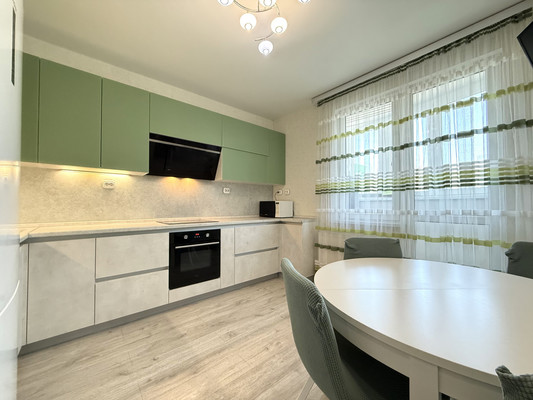 Продам двухкомнатную (2-комн.) квартиру, Восточно-Кругликовская ул, 42/3к1, Краснодар г