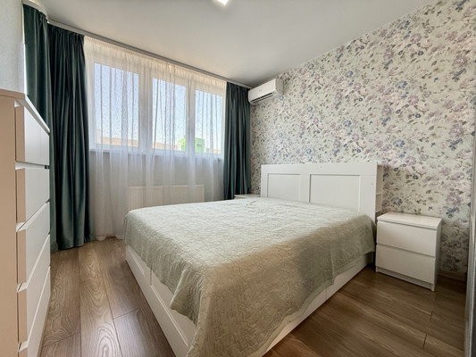 Продам двухкомнатную (2-комн.) квартиру, Восточно-Кругликовская ул, 42/3к1, Краснодар г