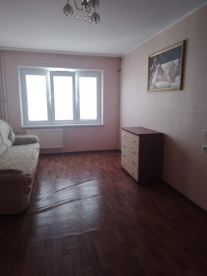 Продам однокомнатную (1-комн.) квартиру, 3-я Целиноградская ул, 7, Краснодар г