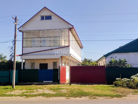 Продам таунхаус, Свердликова ул, 287а, Каневская ст-ца, 0 км от города