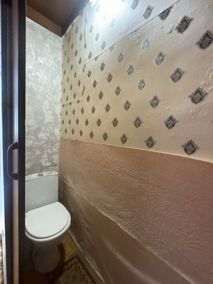 Продам трехкомнатную (3-комн.) квартиру, Суворовская ул, 57, Новороссийск г