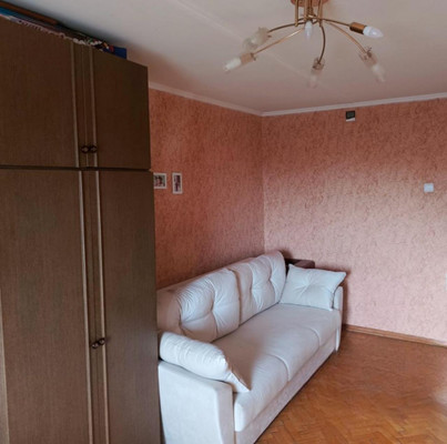 Продам двухкомнатную (2-комн.) квартиру, Ленинская ул, 2, Беседы с