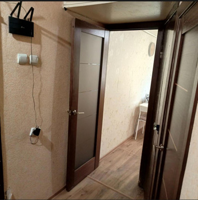 Продам двухкомнатную (2-комн.) квартиру, Ленинская ул, 2, Беседы с