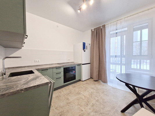 Продам двухкомнатную (2-комн.) квартиру, Дежнёва проезд, 30к3, Москва г