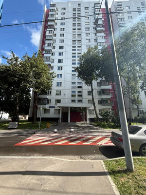 Продам двухкомнатную (2-комн.) квартиру, Генерала Белова ул, 7к1, Москва г