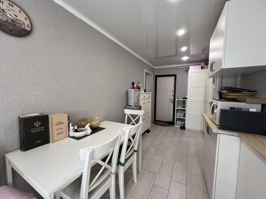 Продам однокомнатную (1-комн.) квартиру, Таманской Армии ул, 114, Белореченск г