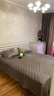 Продам трехкомнатную (3-комн.) квартиру, Ленина ул, 15, Волгодонск г