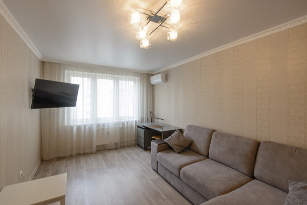 Продам двухкомнатную (2-комн.) квартиру, Петренко ул, 16а, Ростов-на-Дону г